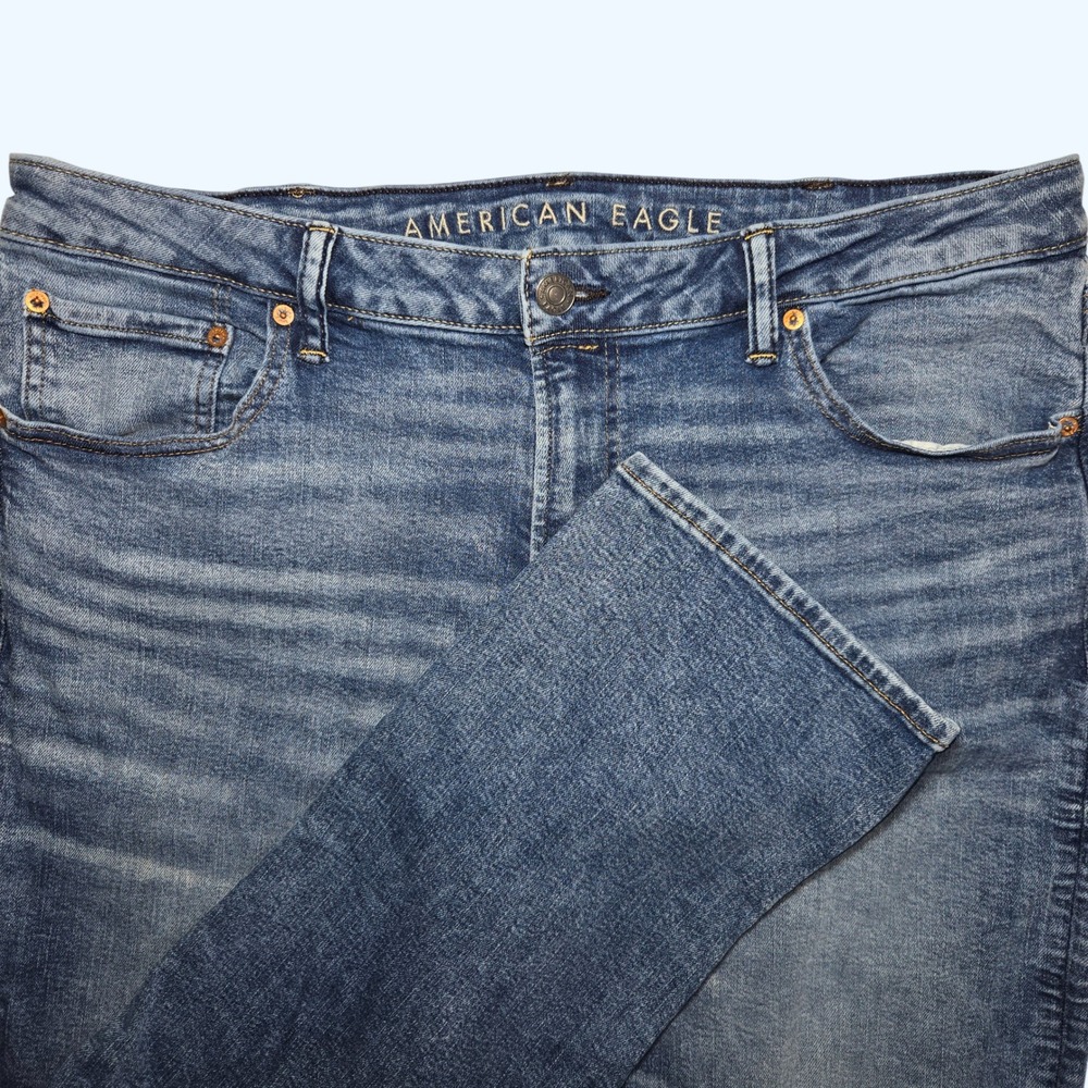 American Eagle Airflex+ Original Straight Jeans Mens 38x32 (Fits 30" Inseam)
